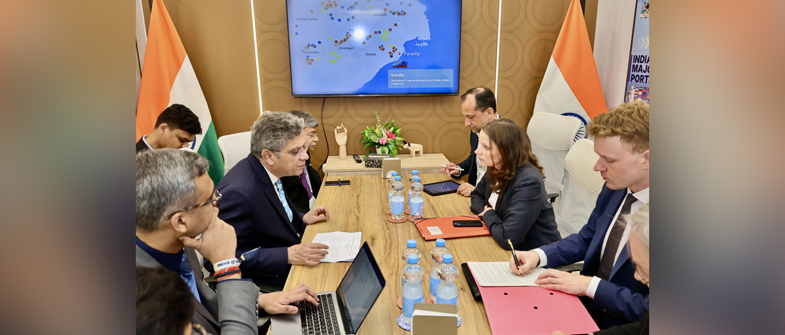 Bilateral Meeting with the Hamburg Senator of Economy Dr Melanie Leonhard, with Secretary Shri Vijay Kumar, MoPSW